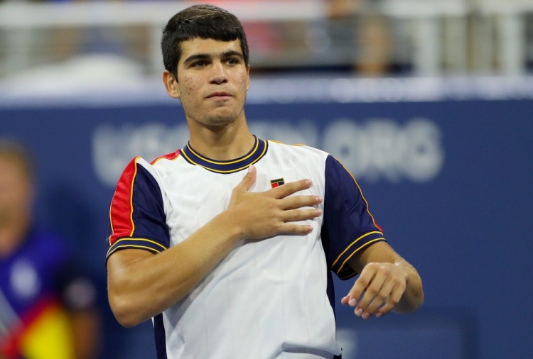 投手丘高度从 15 英寸降至 10 英寸，这一规则改变彻底平衡了投打两端