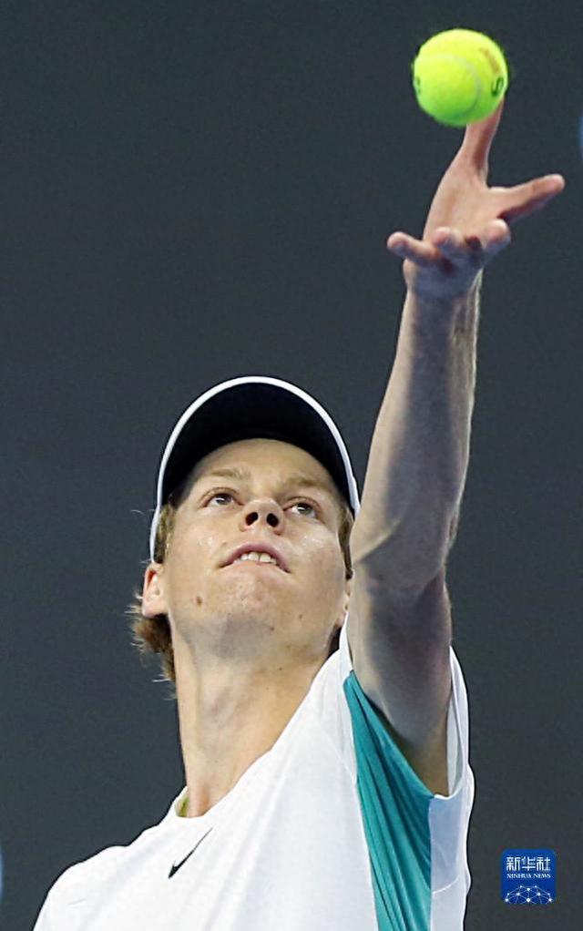 奥莱报列五大联赛有美资背景的俱乐部：共24家，英超有9家