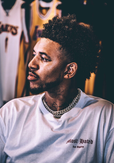 逼迫对手失 逼迫对手失