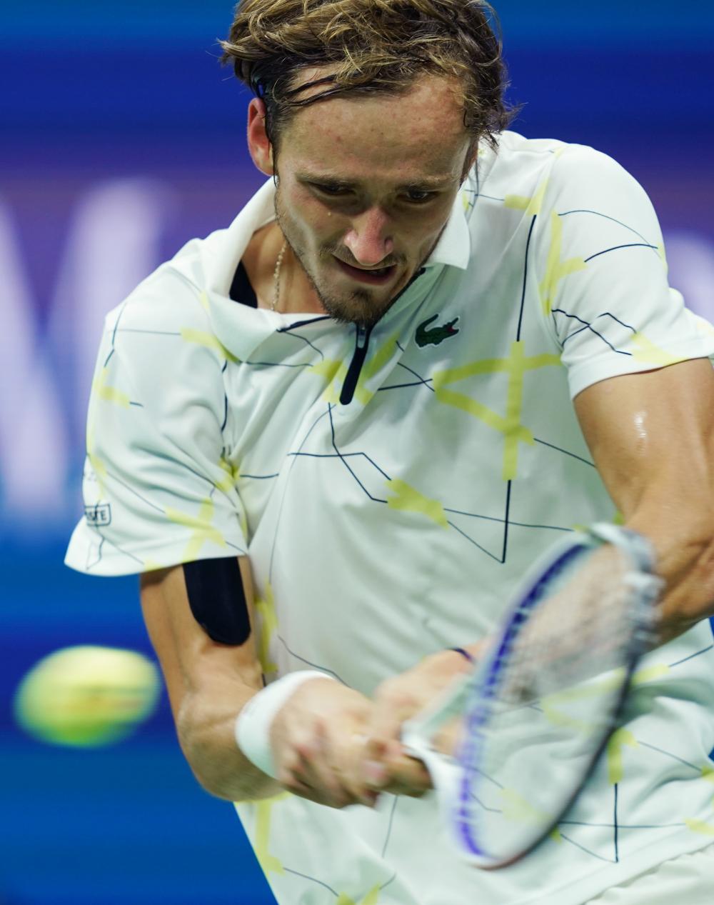 赵杰连续 赵杰连续