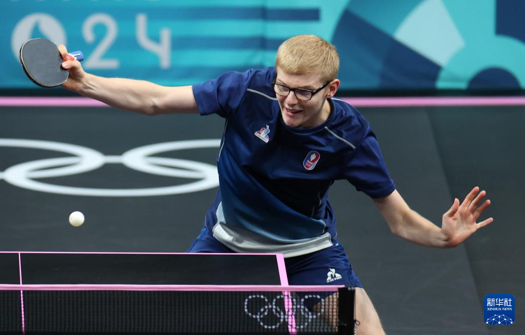 与首轮对阵 与首轮对阵